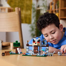 LEGO Minecraft 21261 The Wolf Stronghold Set