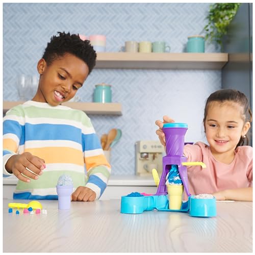 Kinetic Sand Soft Serve Station Set