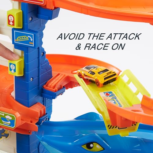 Hot Wheels City Shark Strike Rescue Playset