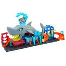Hot Wheels Ultra Shark Car Wash Playset with Color Reveal Car & Water Action