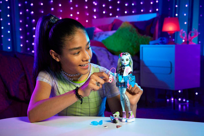 Monster High Doll - Frankie Stein