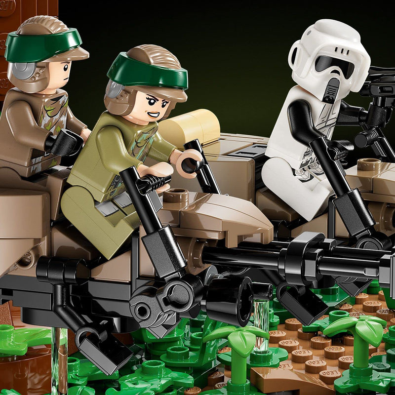 LEGO Star Wars 75353 Endor Speeder Chase Diorama Set