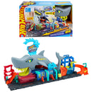 Hot Wheels Ultra Shark Car Wash Playset with Color Reveal Car & Water Action