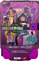 Monster High Skulltimate Secrets Cabin Slay-cation Clawdeen Wolf Doll Playset