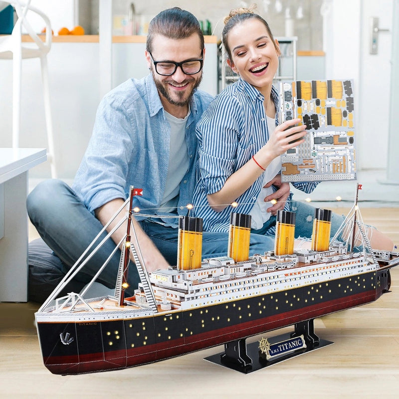Titanic 3D Puzzle with Lights